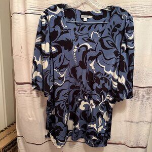 NWOT Chicos top blouse size 4 20/22